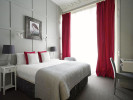 Ein Standard Doppel-/ Zweibettzimmer