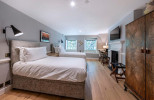 Geräumiges Superior Doppel-/ Zweibettzimmer 17