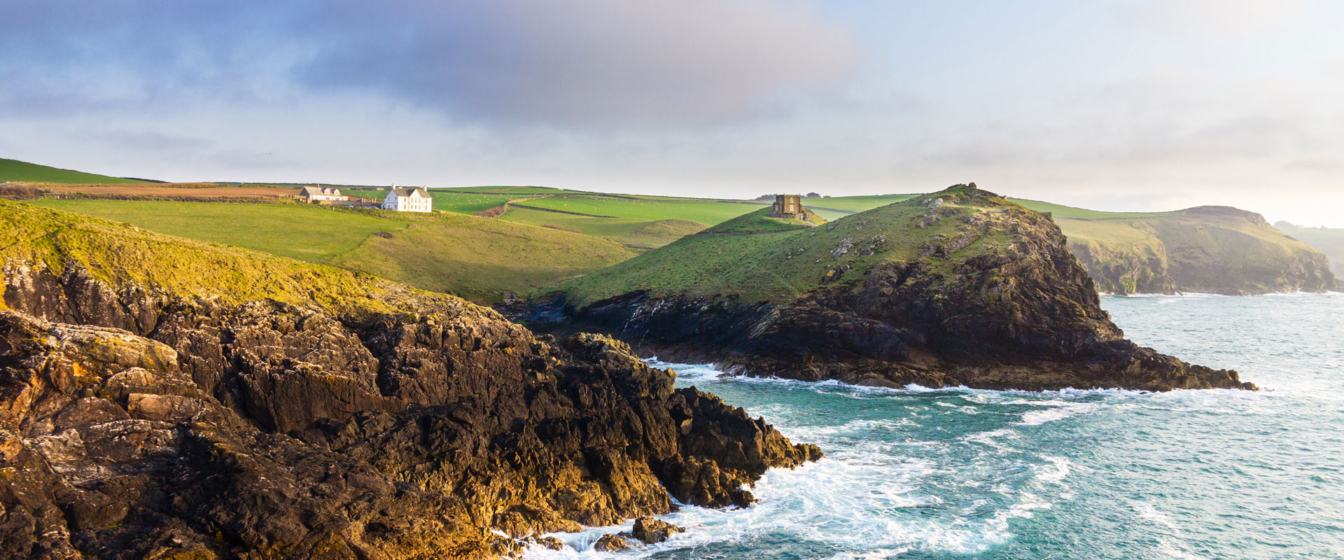 Doyden Castle, Cornwall