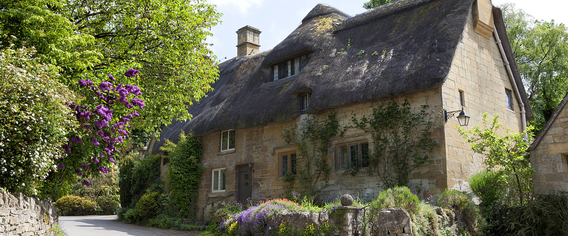 Reetgedecktes Cottage - Urlaub in Südengland