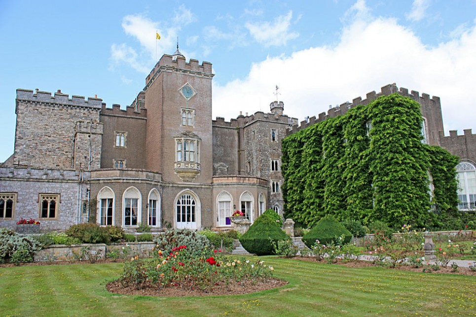 Powderham Castle - Sitz des Earl of Devon - historische Reise