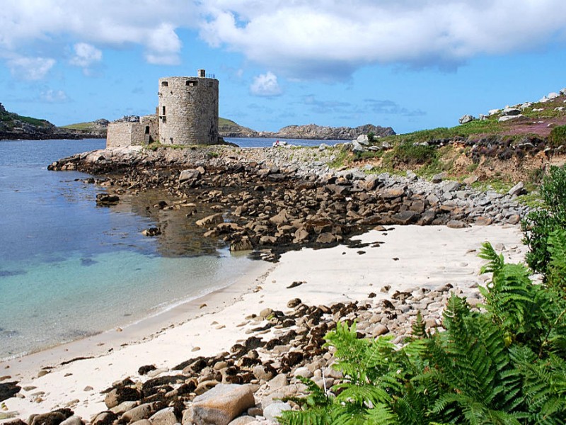 Ausflug zur Burg Cromwells Castle auf Tresco, Scilly Inseln Urlaub